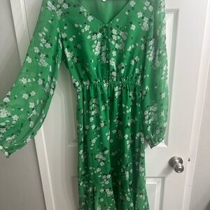 Cupcakes & Cashmere Green Floral Midi Dress